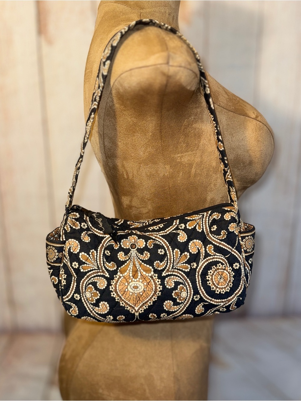 Vera Bradley Retired shoulder bag quilted "Caffe Latte" paisley pattern